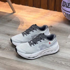 ON CLOUDULTRA 3 GRIS BLANCA