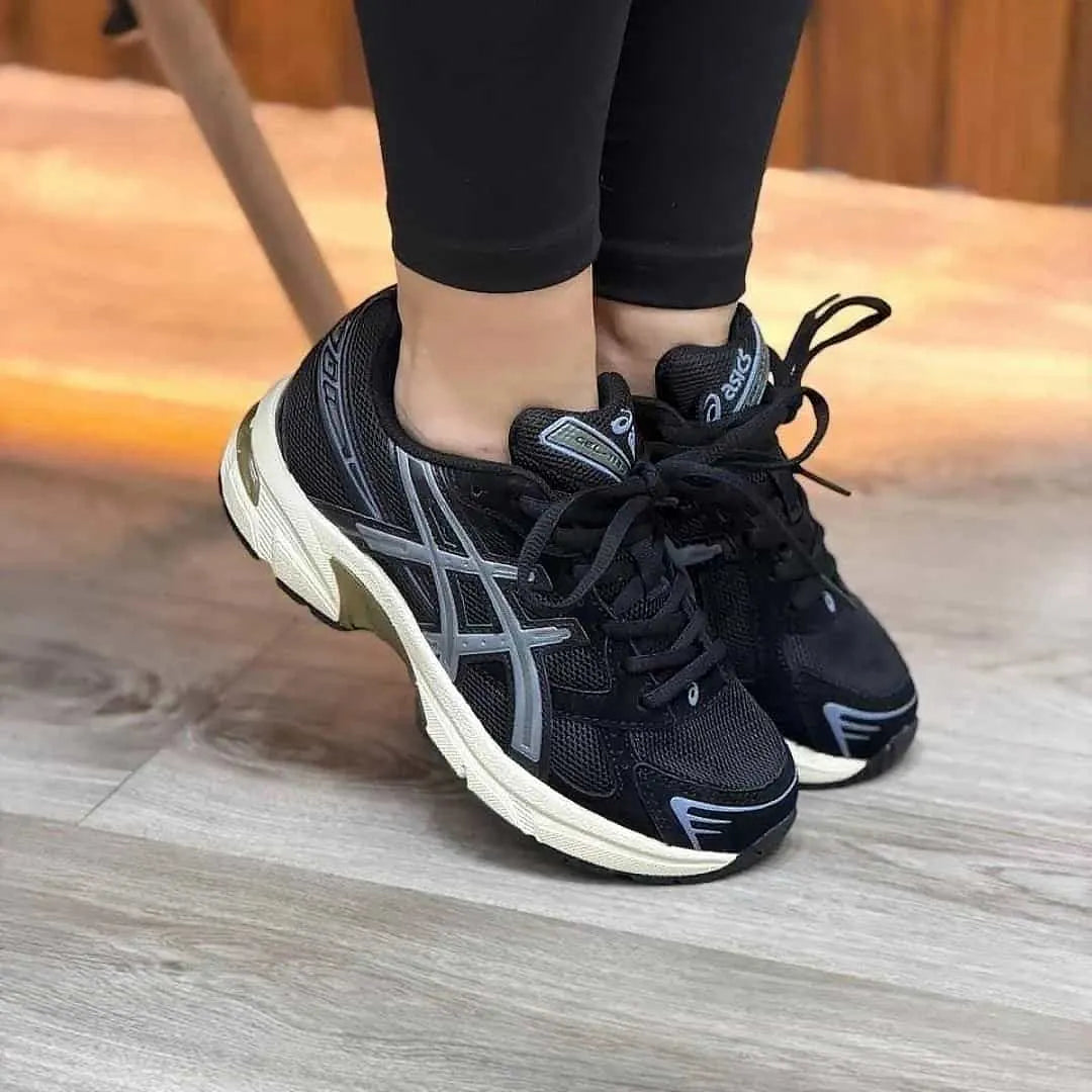 ASICS GEL 1130 NEGRA BEIGE