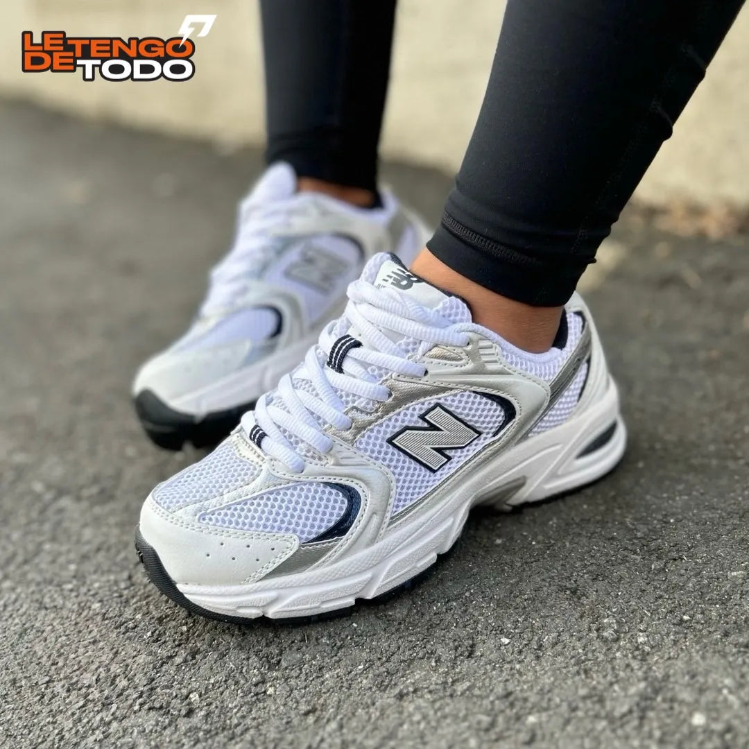 NEW BALANCE 530 BLANCA AZUL OSCURO