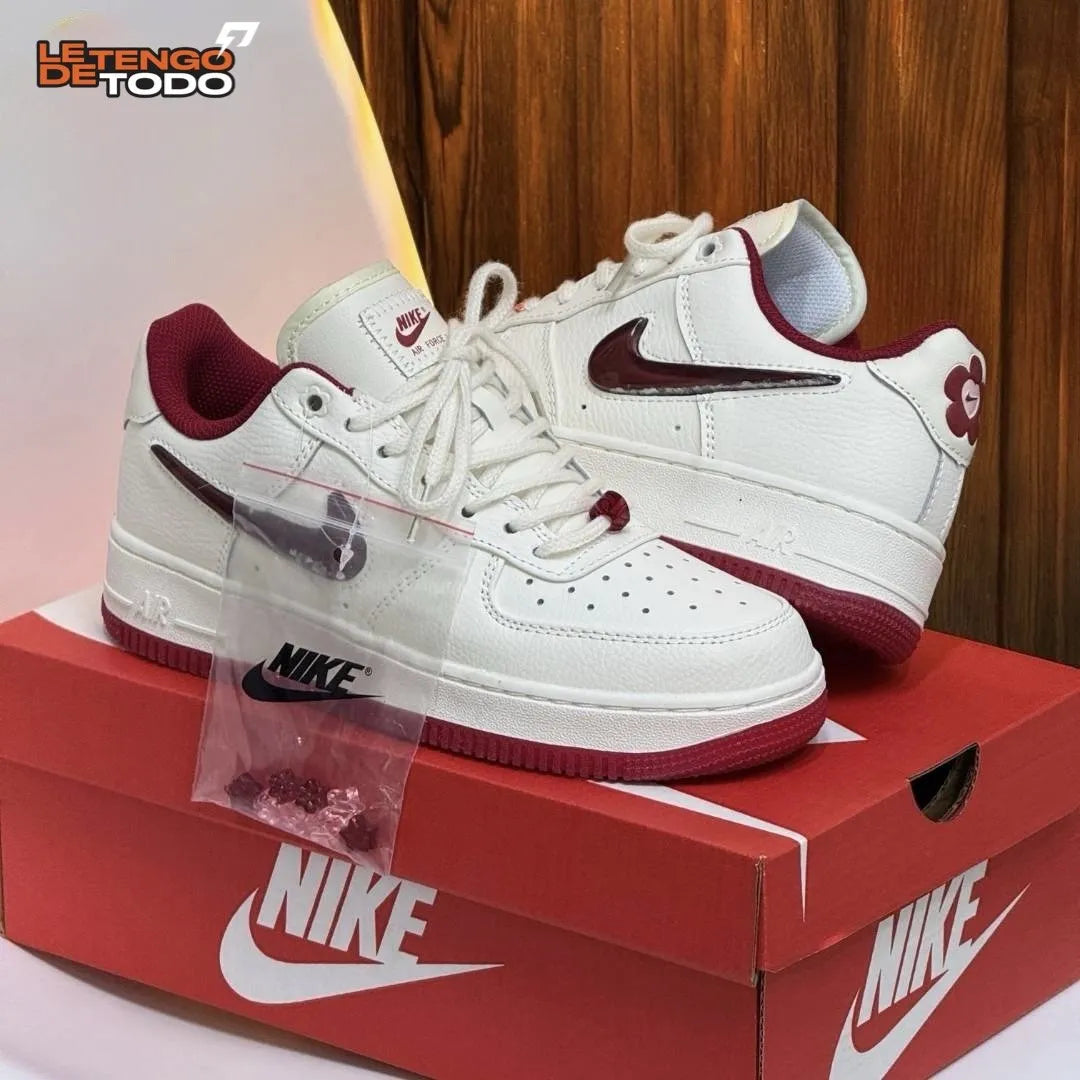 NIKE AIR FORCE ONE SAN VALENTINE