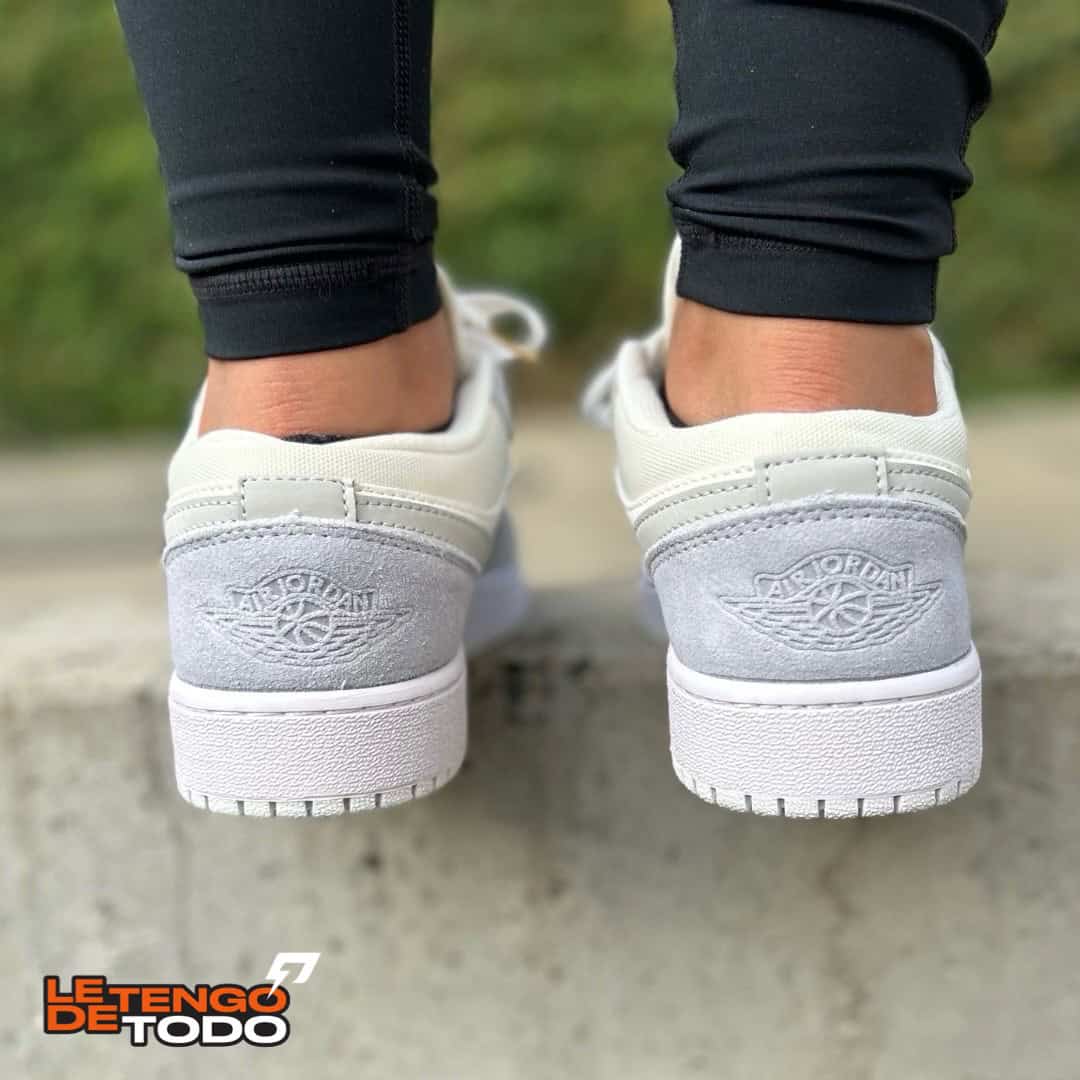 JORDAN RETRO 1 LOW PARIS