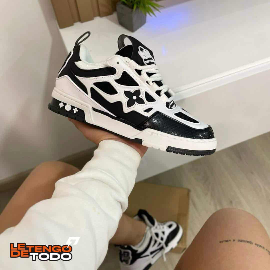 LOUIS VUITTON SKATE NEGRA BLANCA