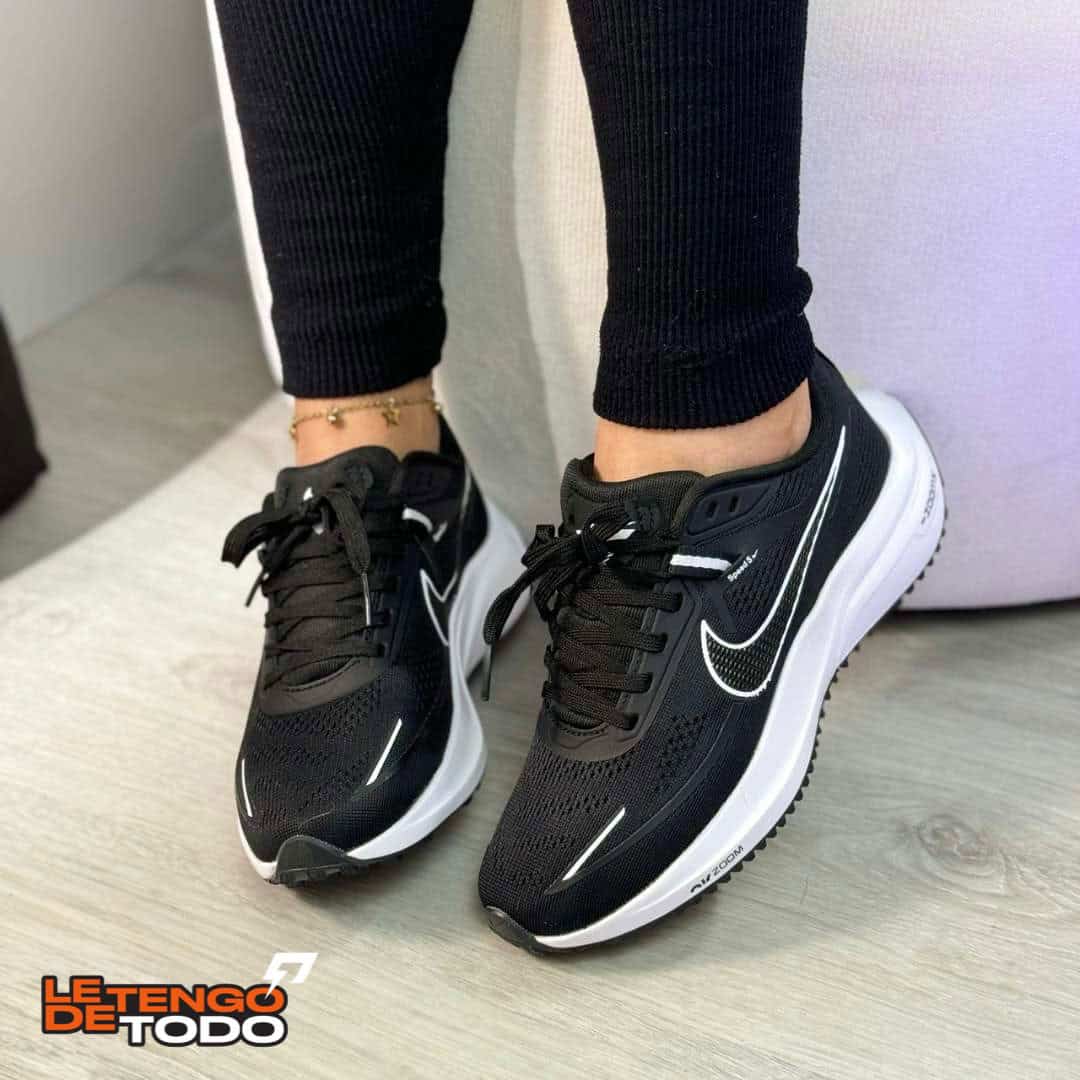NIKE ZOOM SPEED NEGRA BLANCA