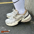 NIKE V2K GRIS BEIGE