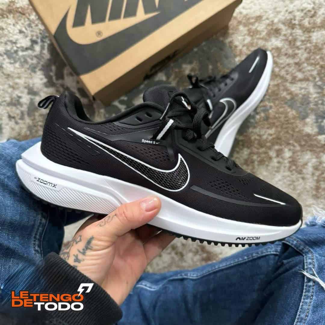 NIKE ZOOM SPEED NEGRA BLANCA