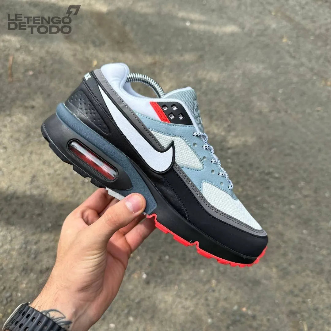 NIKE AIR MAX BW