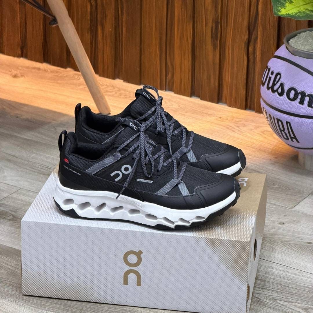 ON CLOUD HORIZON NEGRA BLANCA