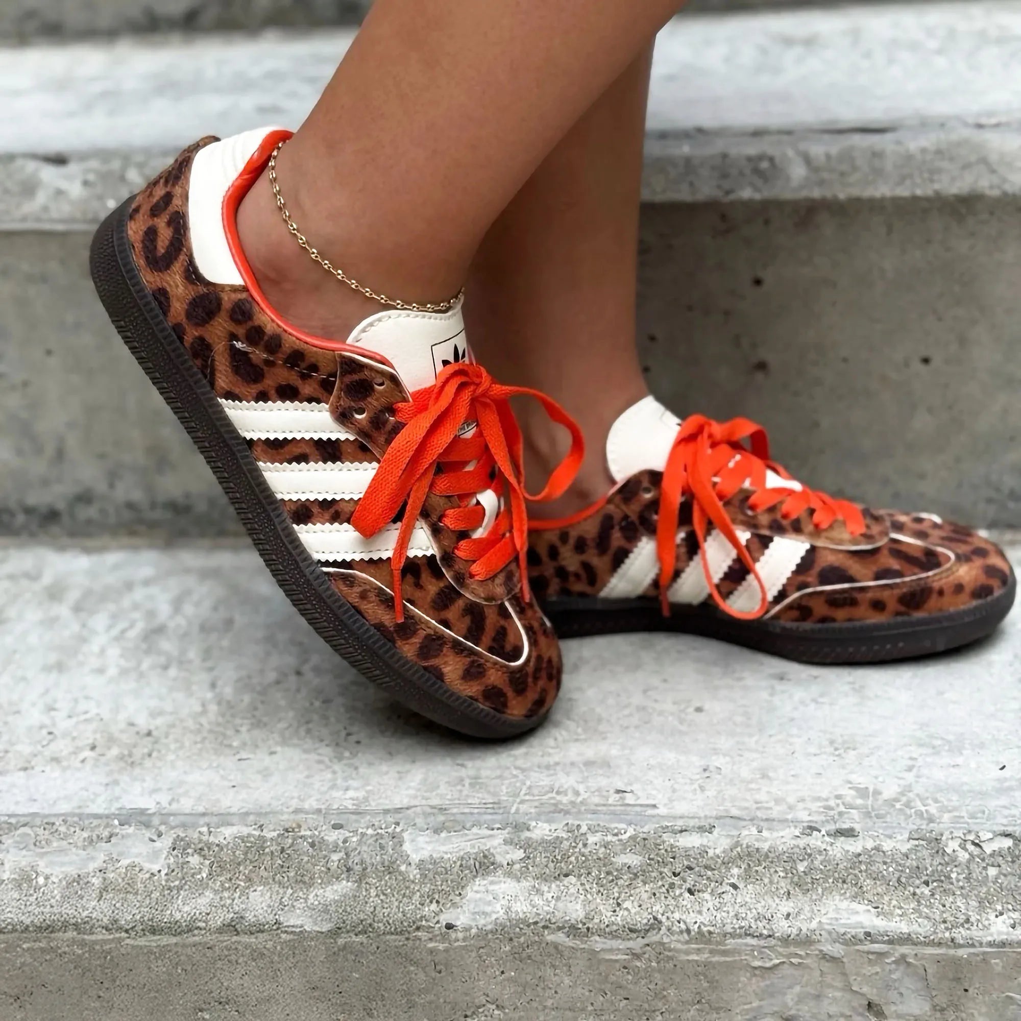 ADIDAS SAMBA NARANJA ANIMALPRINT