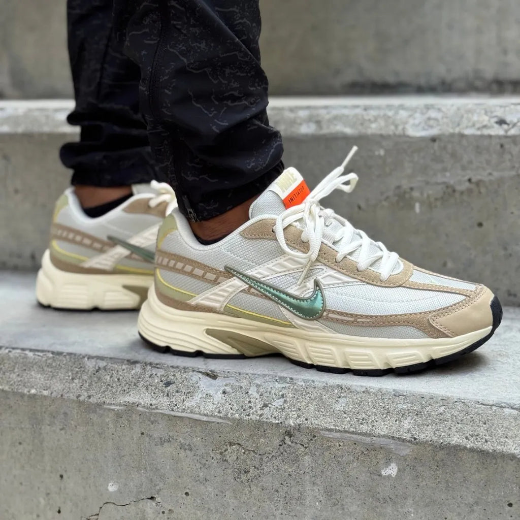 NIKE INITIATOR BEIGE VERDE