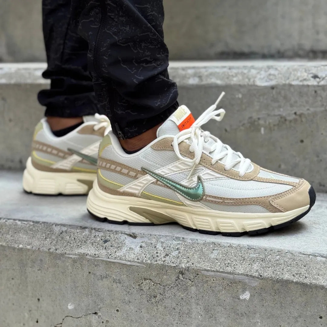 NIKE INITIATOR BEIGE VERDE