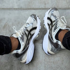 ASICS GEL-KAYANO 14 PLATEADA