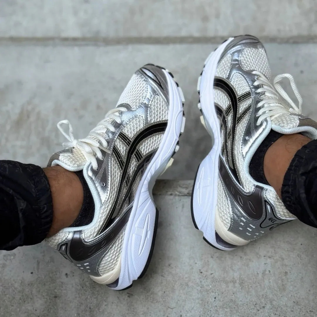 ASICS GEL-KAYANO 14 PLATEADA